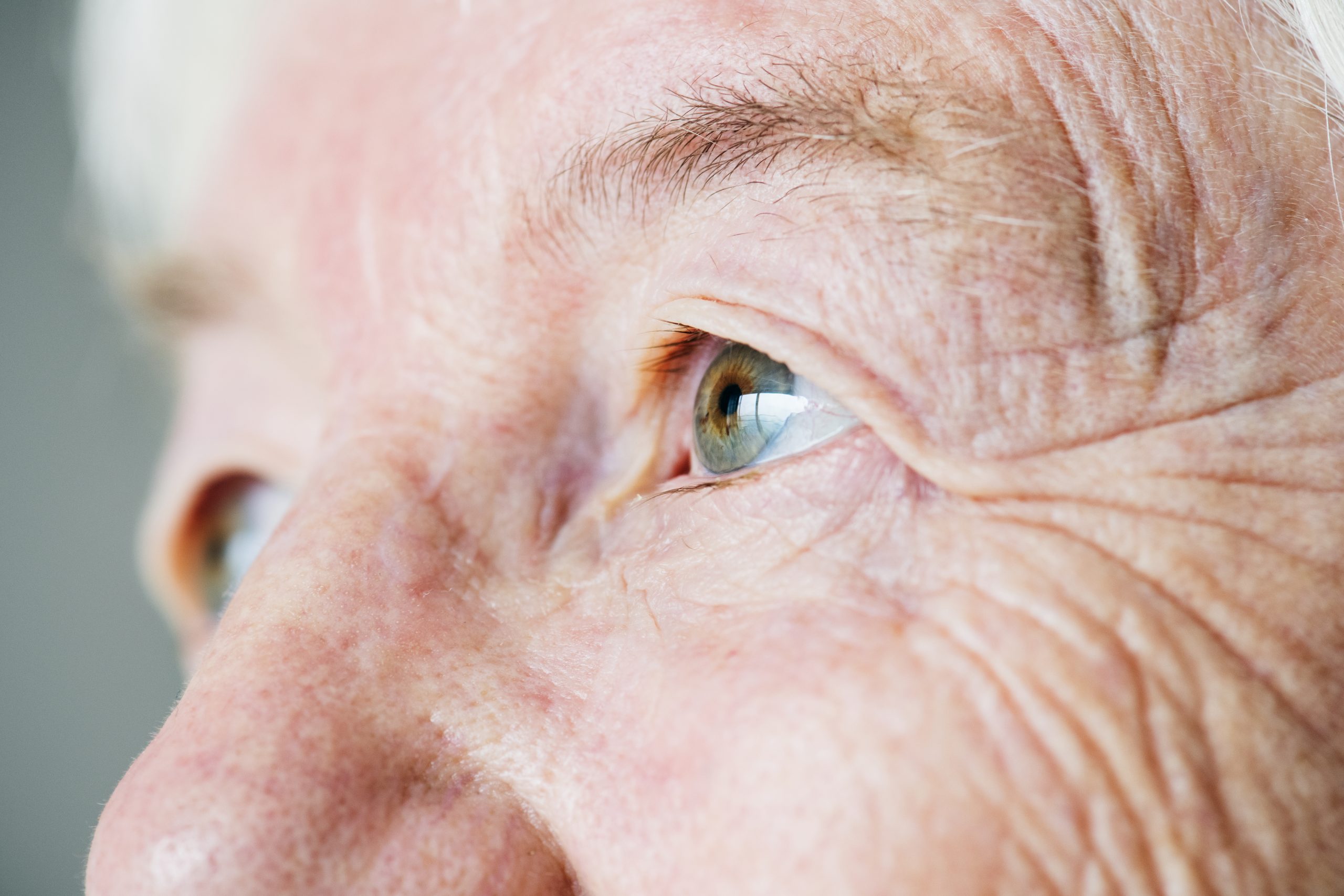  Aging Gracefully with Natural Supplements