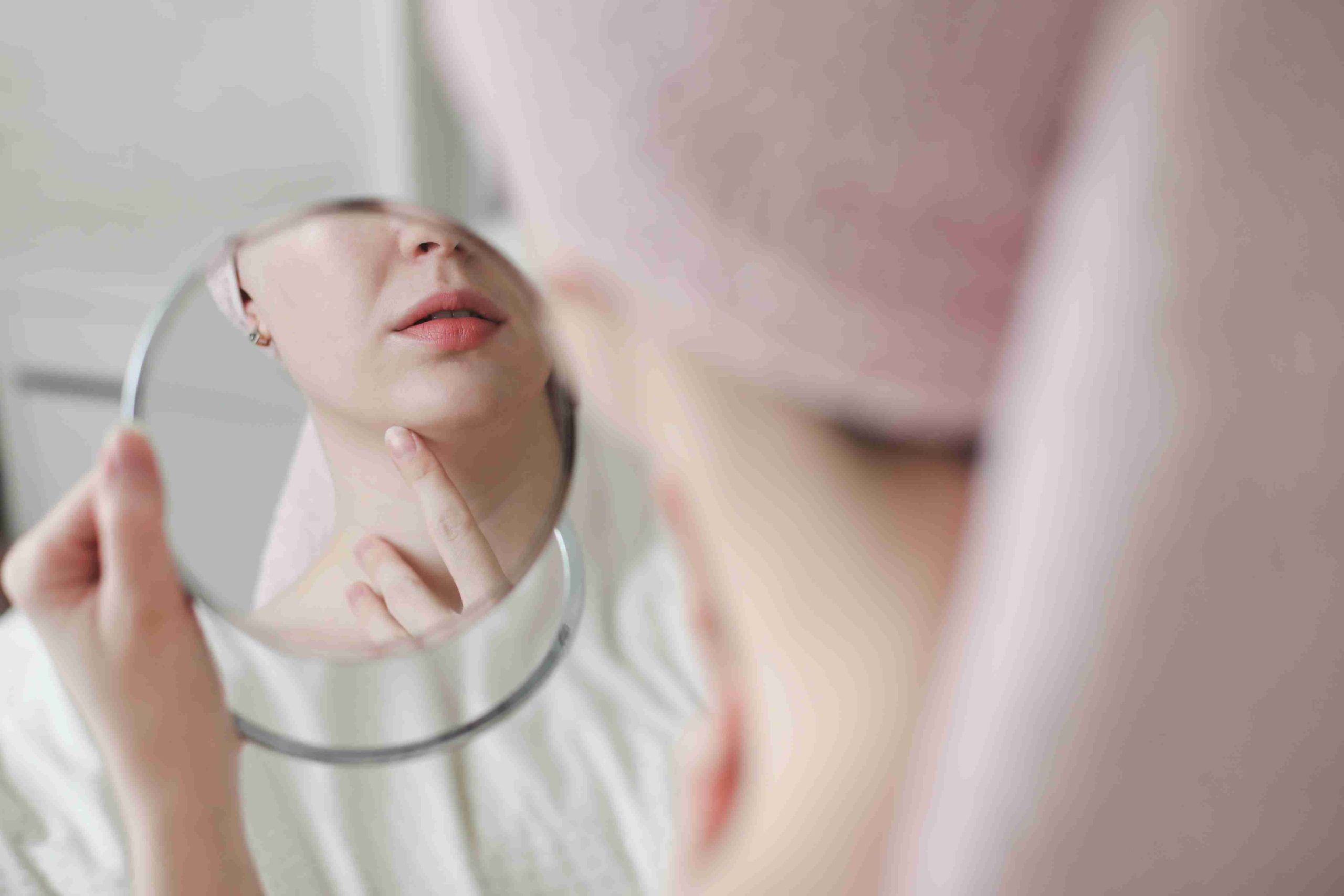  Why Hormonal Skin Changes Differ Across the Menstrual Cycle